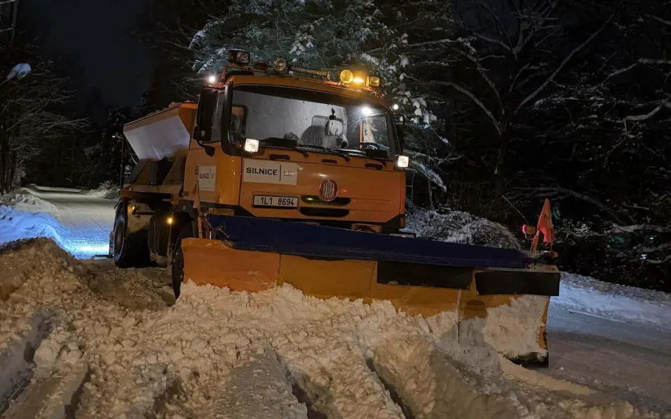 V Libereckém kraji se může tvořit ledovka, pro kamiony jsou uzavřené dvě silnice