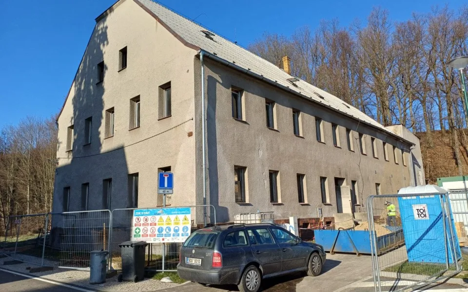 Na stárnutí populace připraveni. Malá obec Višňová na Frýdlantsku staví domov pro seniory