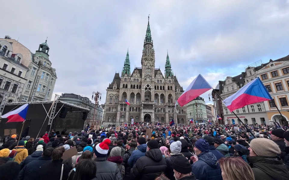Podpořit prezidenta a demokracii přišlo v Liberci na dva tisíce lidí