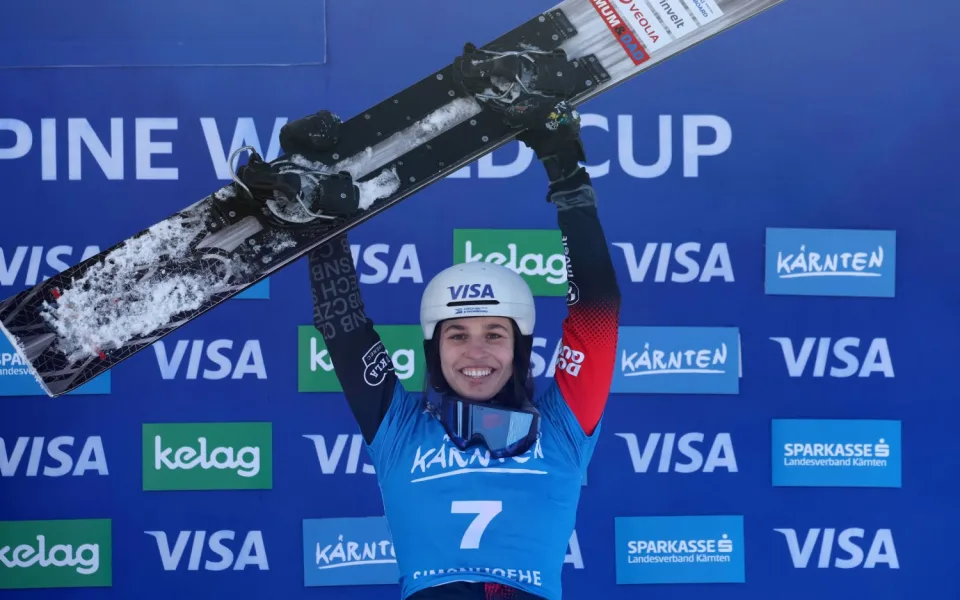 Ještěd přivítá snowboardové závody dětí a snowboardovou hvězdu Zuzanu Maděrovou