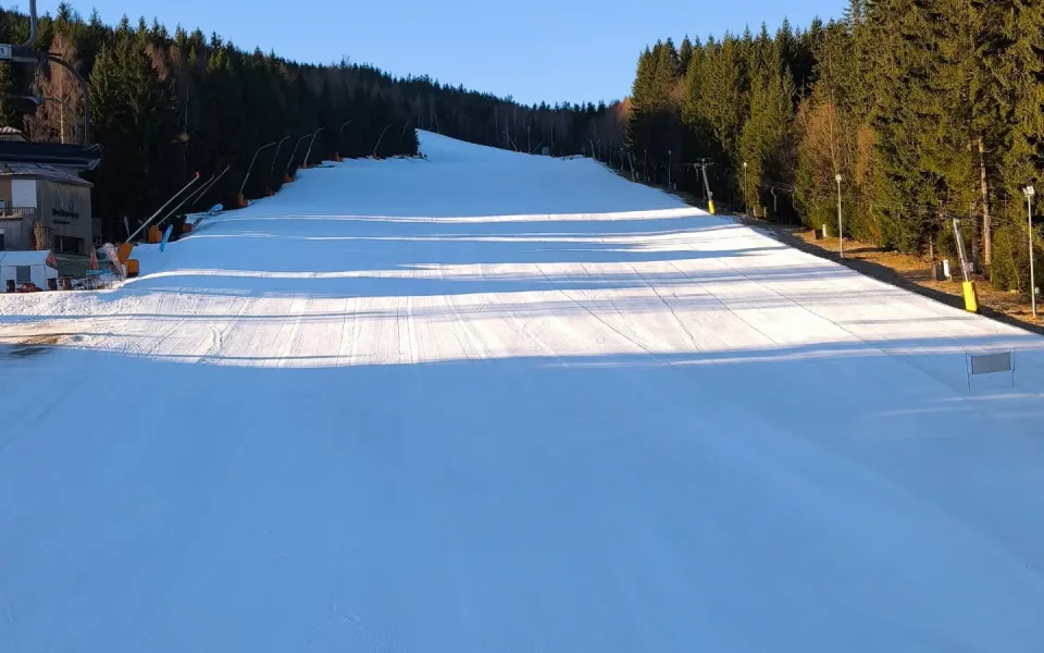 Poslední lyžování v Libereckém kraji. Harrachov pojede až do příští neděle