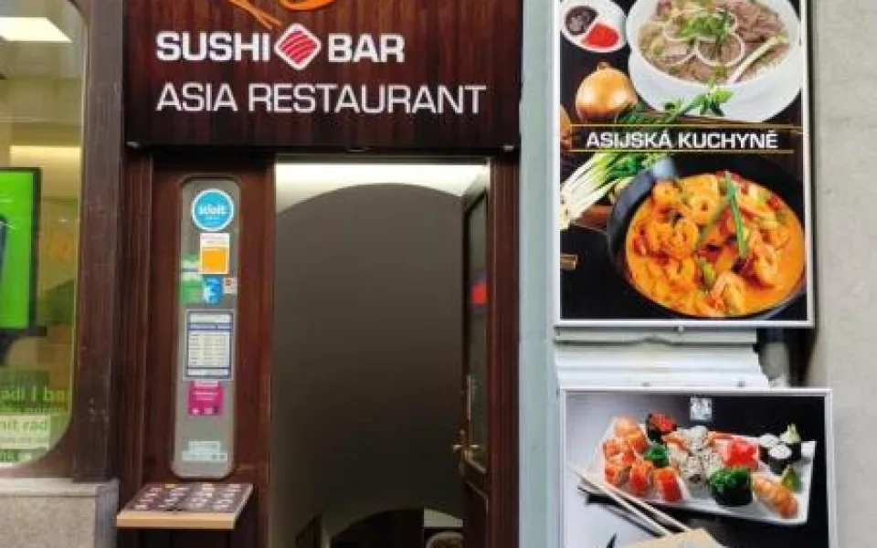 Inspektoři zavřeli kvůli špíně Sushi bar Mix Dan v Pražské ulici v Liberci