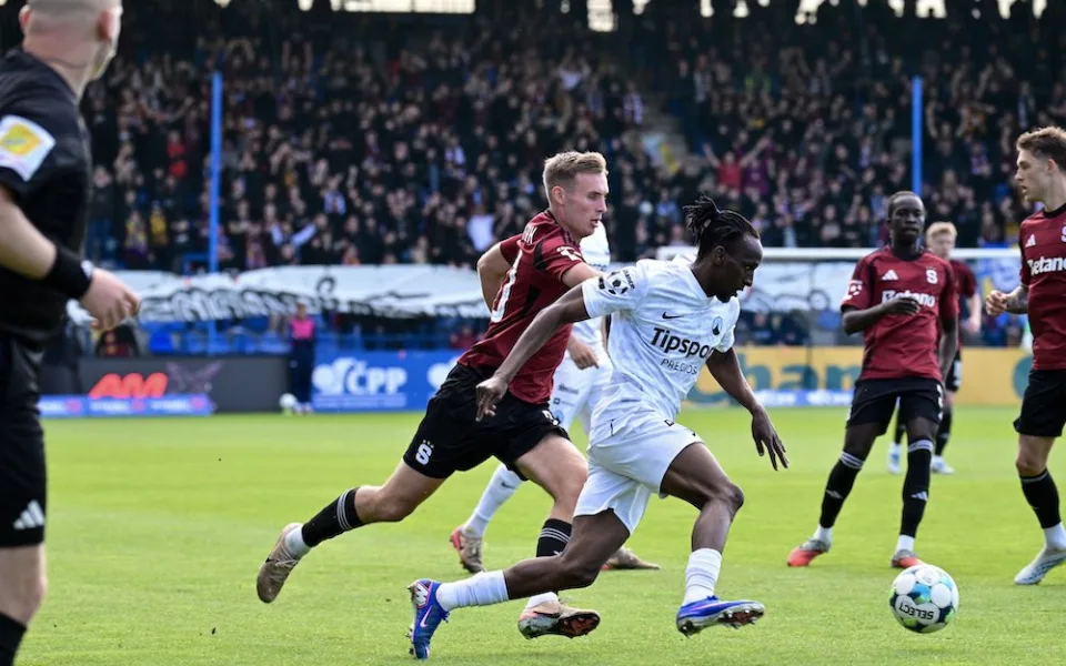 Slovan v nadstavbě znovu bez bodu. Spartě podlehl 0:2