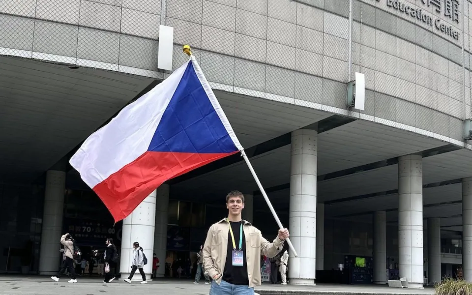 Adam z Liberce je první Čech přijatý na Tetr College. Na školné potřebuji milion, říká