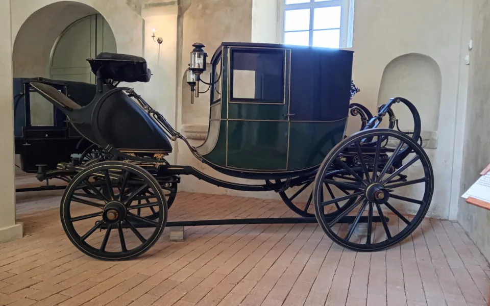 Do Zákup se po více než 100 letech vrátily historické kočáry, k vidění jsou ode dneška