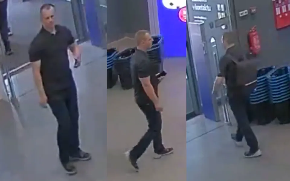Neznáte muže z fotografií? Policisté ho hledají v souvislosti s krádeží sportovního zboží za 40 tisíc