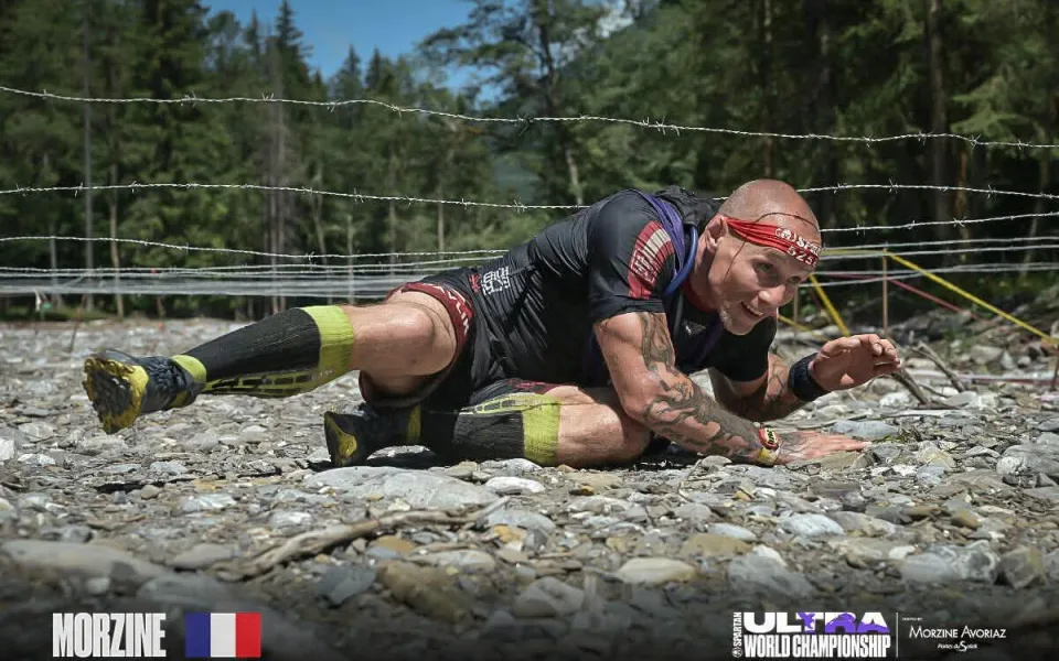 Liberecký voják Pavel Benda je mistrem světa ve Spartan Ultra