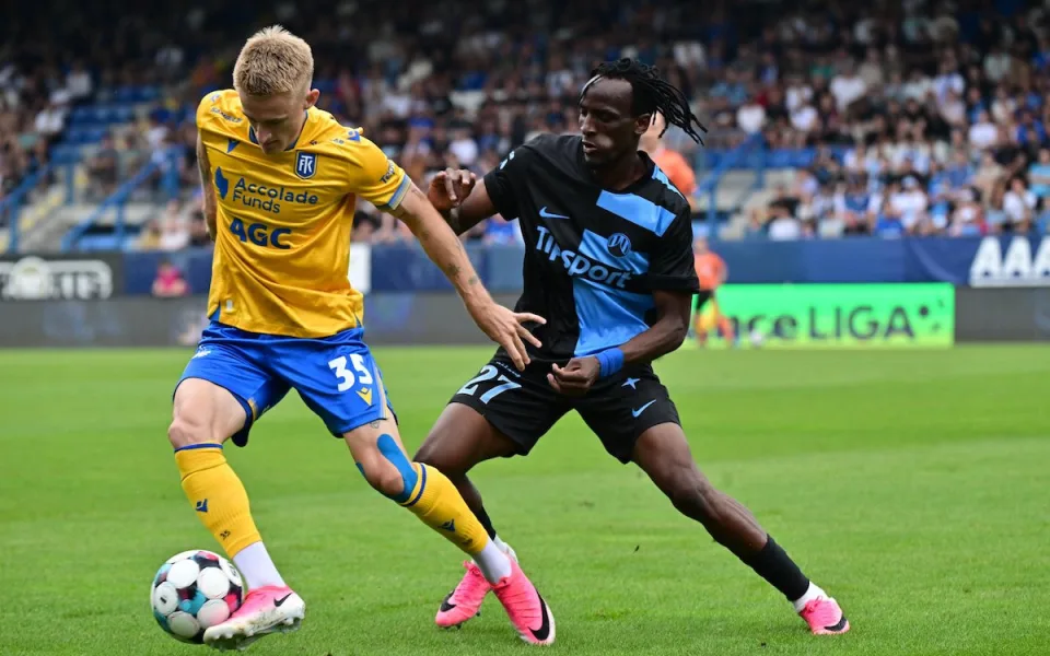 Slovan oslabený o dva hráče senzaci nedotáhl. Teplicím podlehl 0:1