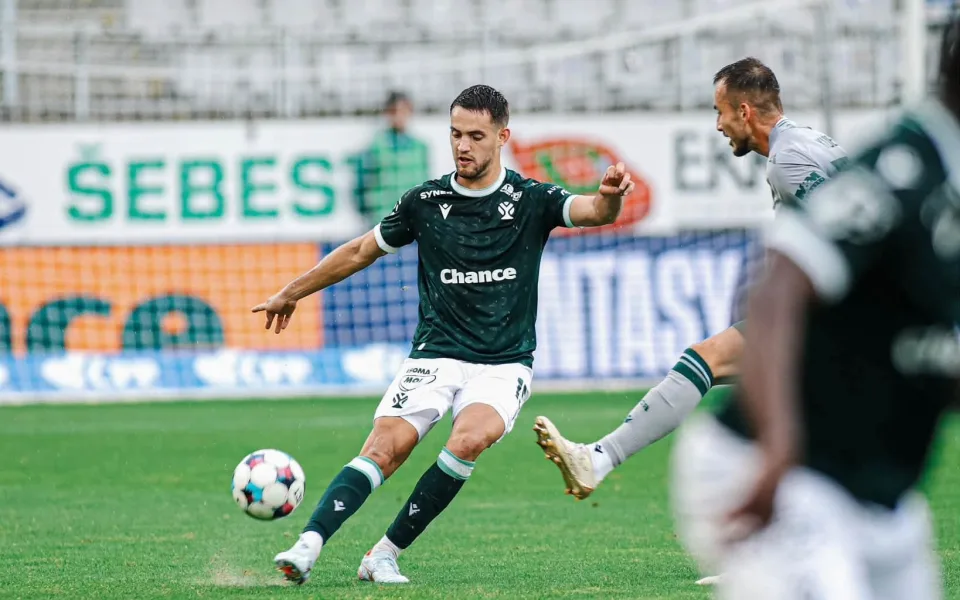 Jablonec zvládl dohrávku, Baník porazil 3:0